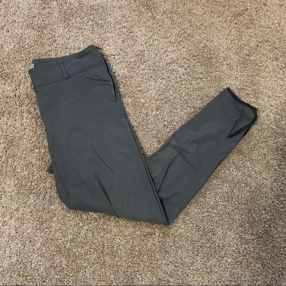 Women’s Size 30L Grey Tailored Sportsman Knee Patch Side Zip Breeches